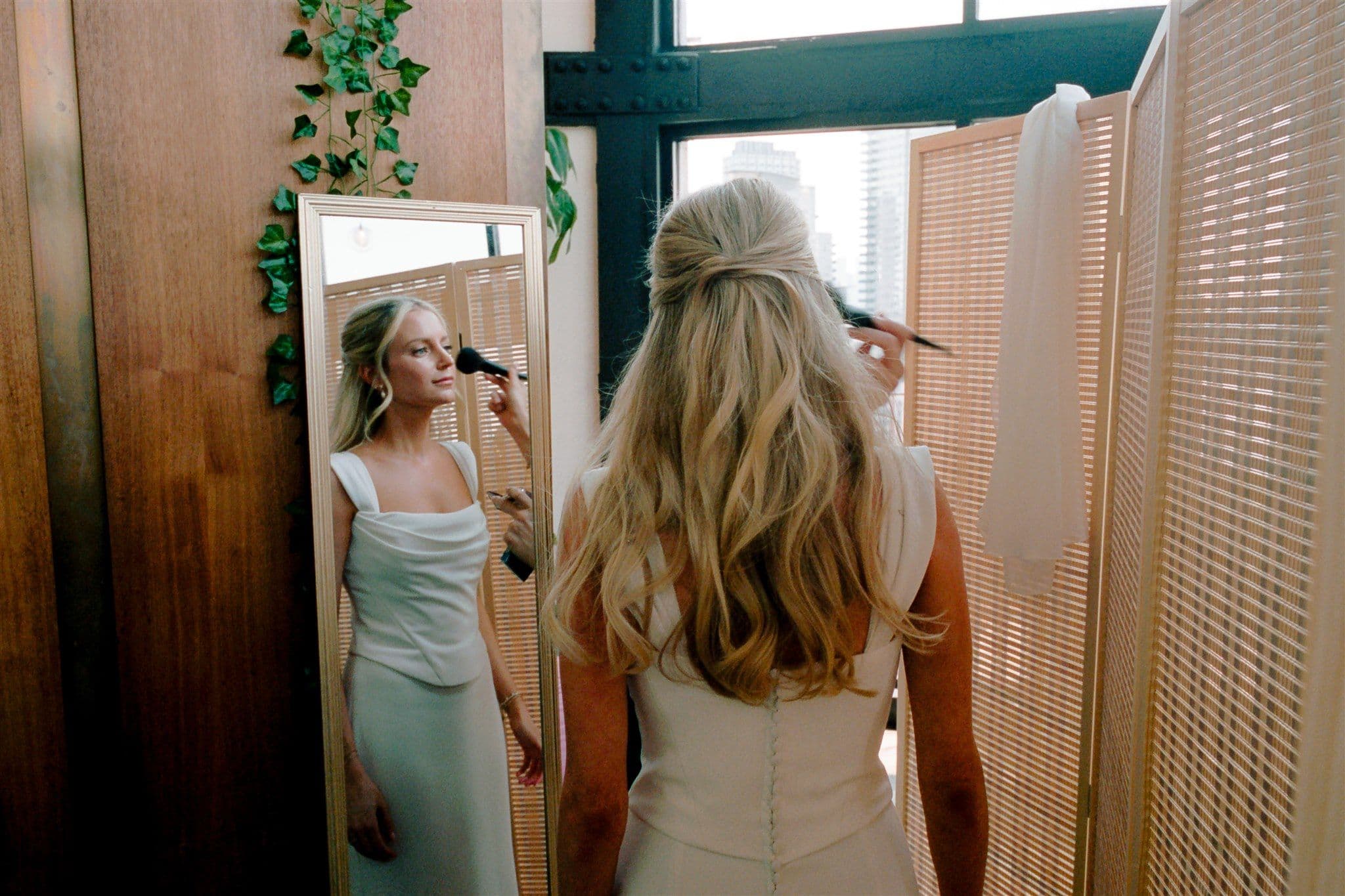5 Things Brides Forget to Delegate on Their Wedding Day